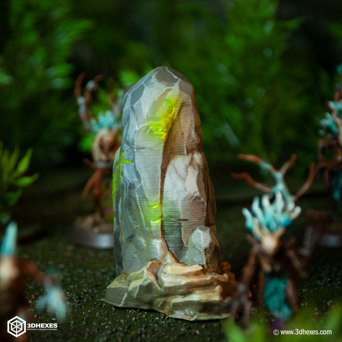 Runed Stone Pillar D&D terrain 28-32mm | Dungeons and Dragons | DnD | Pathfinder | Starfinder | Tabletop RPG | Wargaming |