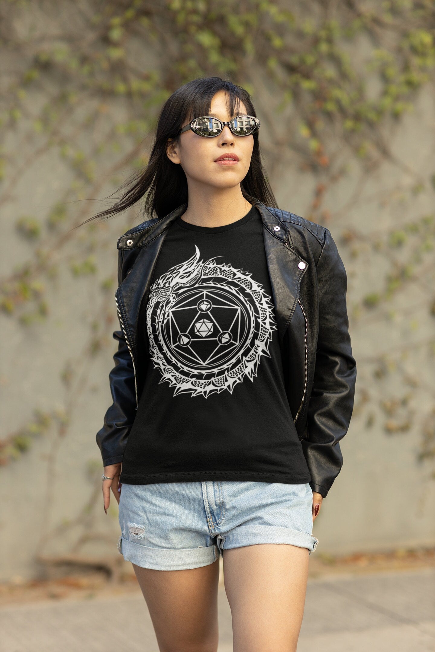 D20 Dragon Master | UNISEX T Shirt Dungeon Master shirt | Dungeon and Dragons tee | Dungeons and Dragons Game | D&D Shirt | Tabletop Rpg