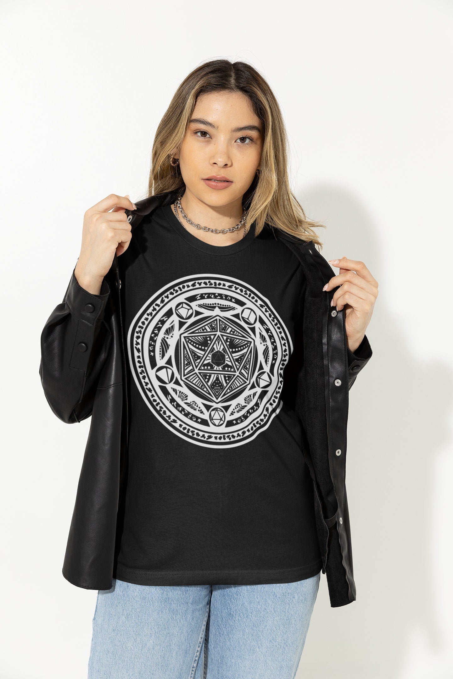 D20 Tribal Dice Arcane Circle | UNISEX T Shirt Dungeon Master DM Gift | Dungeons And Dragons Tee | DnD Game | Tabletop Rpg