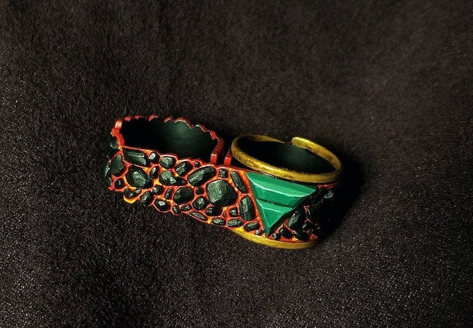 Armband of the Labyrinth, Life Sized prop for Dungeons and Dragons, Dnd, Pathfinder, Starfinder, Cosplay Props, LARPing Props, Tabletop RPG